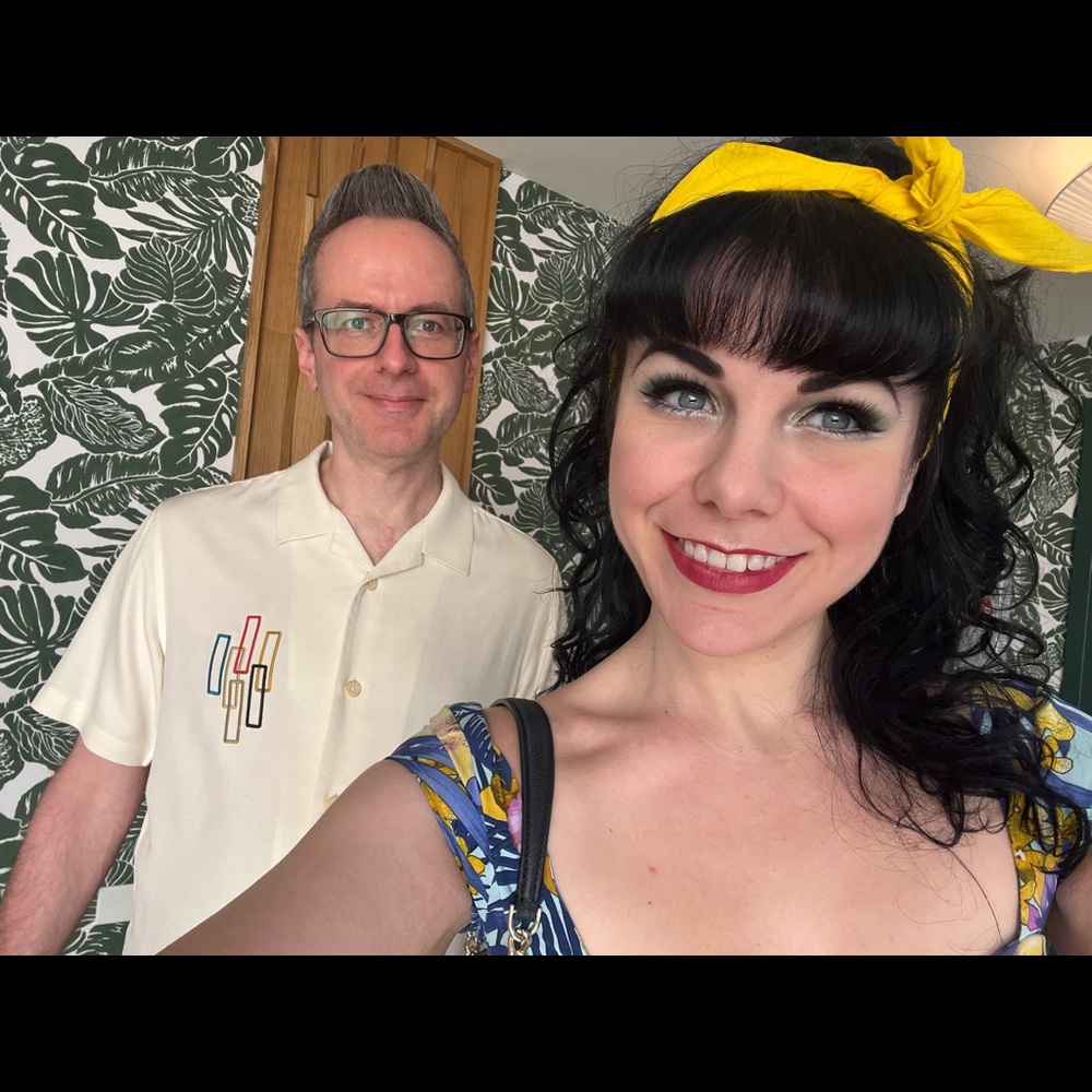 Meet your Posher, Robin